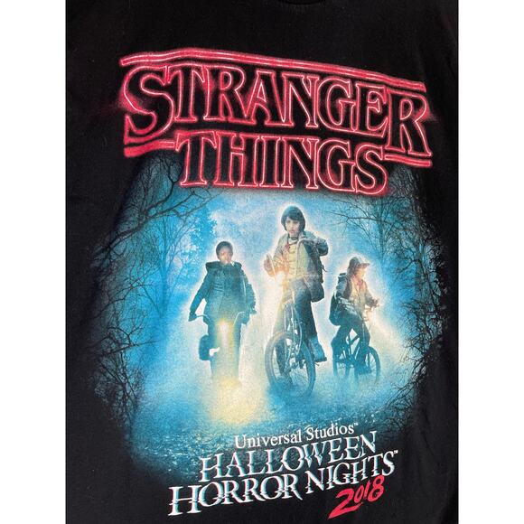 Lot of 2‎ Stranger Things T-Shirts H&M & Universal Studios Halloween XS/S - Picture 6 of 16